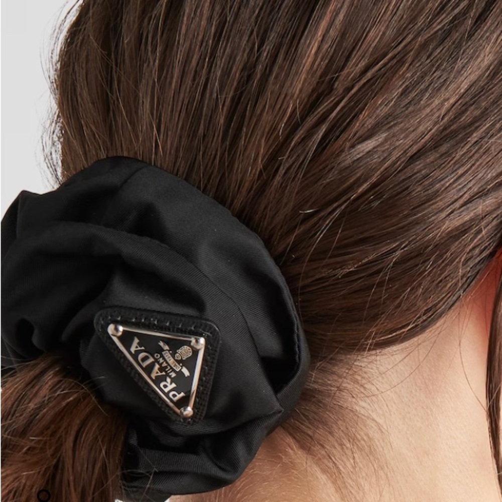 Re-Nylon scrunchie - Picture 2 of 2